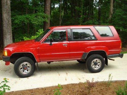 1986 toyota 4runner dlx 4wd mint condition garaged low miles one owner