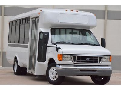 2006 ford e-450 shuttle bus 6.0l diesel 105k miles drives great