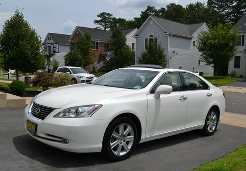 2007 lexus es350 v6 3.5l with ultra luxury package - fully loaded &amp; low miles!