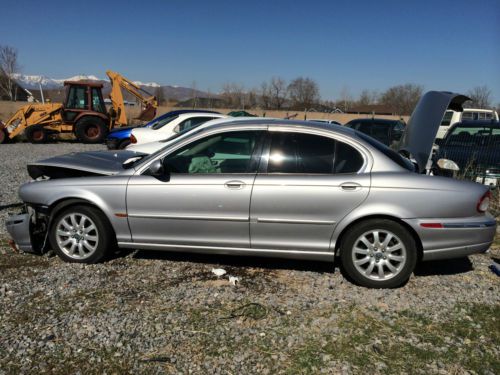Salvage car for parts or rebuild. a/transmission recently rebuilt. parts galore!