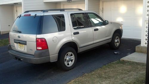 2004 ford explorer xls  sport  4wd 4d v6. good condition but needs work