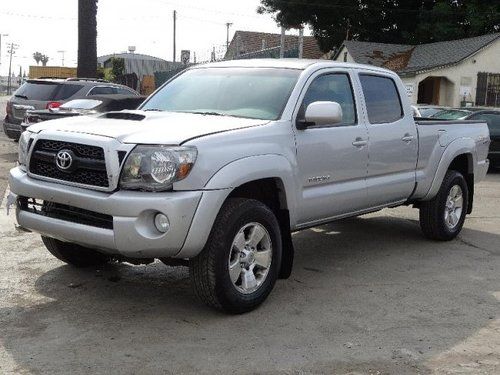 2011 toyota tacoma prerunner double cab damaged fixer runs! only 29k miles