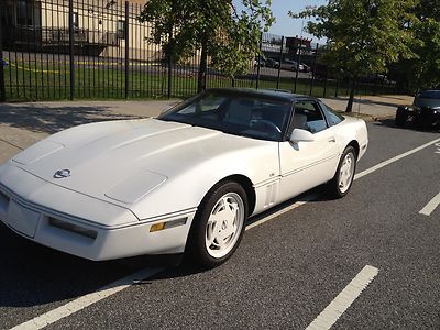1988 chevy corvette anniversary 1 of 2050 made rare clean low miles ac white wow