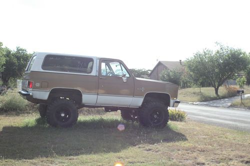 1984 chevy siverado 1500 4x4 lifted