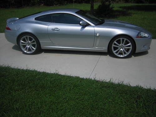 2007 jaguar xkr base coupe 2-door 4.2l ultra low miles! immaculate! rare options