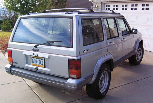 - 1992 jeep cherokee stick shift needs a good home! -