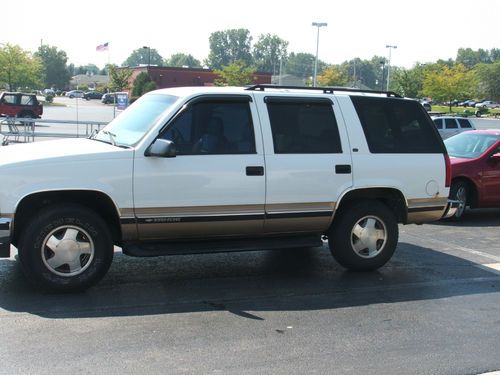 1999 chevrolet tahoe lt 4wd v8 automatic
