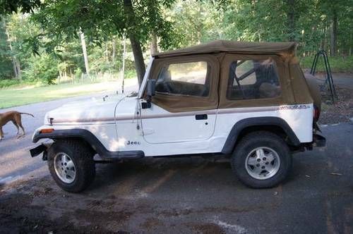 1993 jeep wrangler 4x4 stick soft top