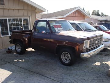 Chocolate and chrome 1978 chevy truck with rebuilt engine