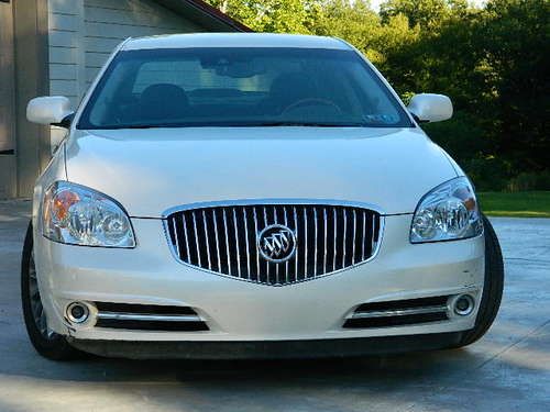 Little old ladies buick lucerne super 4.6l v8 roomy, comfy and beautiful