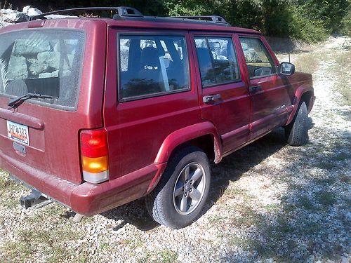 1999 jeep cherokee classic sport utility 4-door 4.0l, 4x4, new tires, cd player