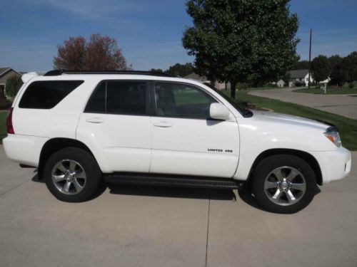 2008 toyota 4runner limited 4x4 v-8 low miles