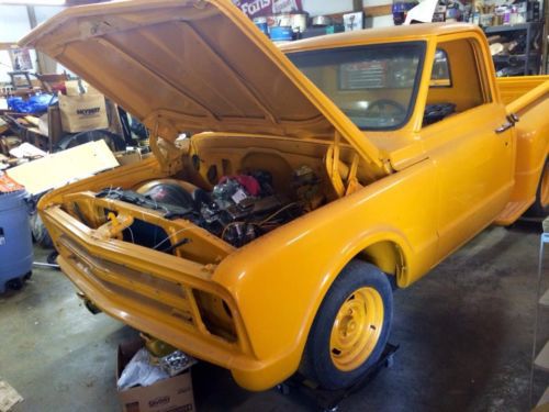 1967 chevy c-10 step side truck swb small back window project