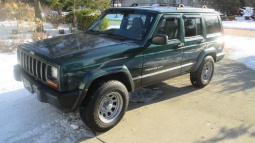 2000 jeep cherokee classic sport utility 4-door 4.0l 4x4 well maintained