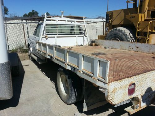1987 ford f350 flatbed truck diesel  no reserve