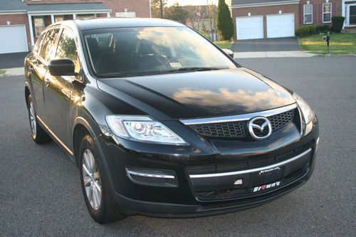 Mazda cx9 awd in very nice condition, seven passenger very low reserve