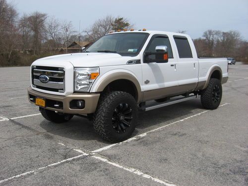 2011 ford f250 king ranch diesel fx4 crew cab mint condistion $20k in upgrades