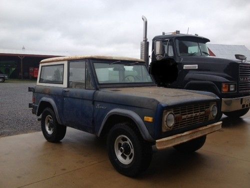 1977 ford bronco  -"last of the little size", low mileage, excellent condition