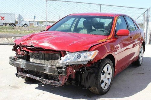 2009 toyota camry damadge reapiarble rebuider good airbags! only 7k miles!!!