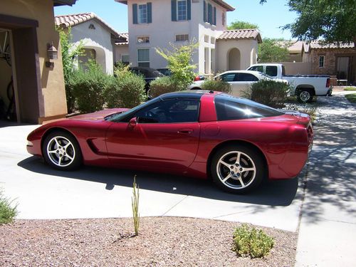 2001 corvette coupe, excellent condition,magnetic red, supper clean.unmolested.