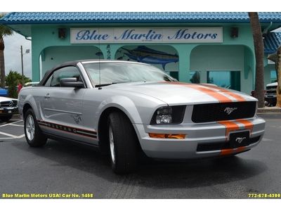 Clean 2007 4l ford mustang convertible automatic great value!  6 cylinder