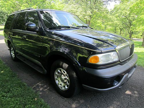 1998 lincoln navigator sport utility 4-door 5.4l 3 rows of seats and nice