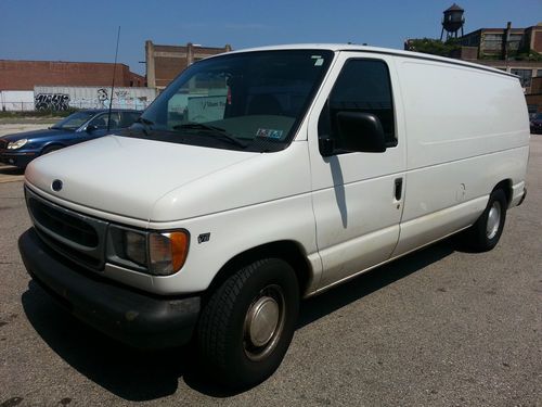 Carpet cleaning van 2000 ford e150 v8 with truck mount carpet cleaning machine