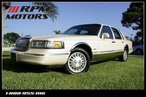 1997 lincoln town car cartier heated leather seats cdchan clean carfax &amp; warrant