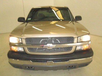 2004 chevy silverado extra cab 4x4 - 13,100 -miles