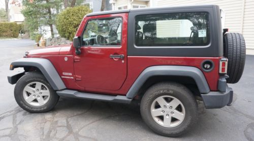 2011 jeep wrangler, automatic, navigation, hard top, remote, warranty