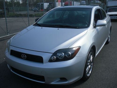 2008 scion tc spec coupe 2-door 2.4l ,special two layer sun-roof clean condition