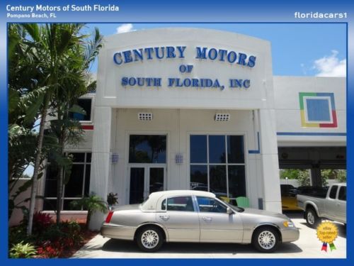 1999 town car signature 4.6l v8 auto low mileage leather loaded 2 owners