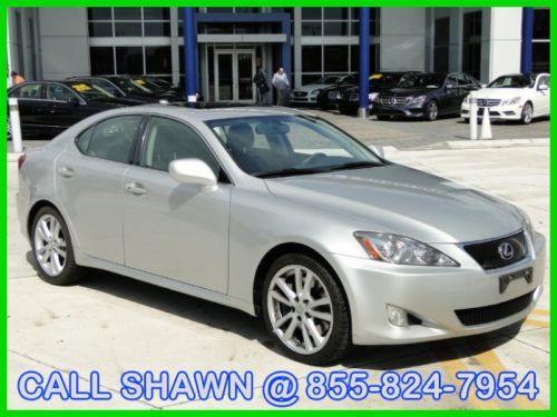 2006 lexus is350, silver/black leather, sunroof, l@@k at this lexus, call shawn
