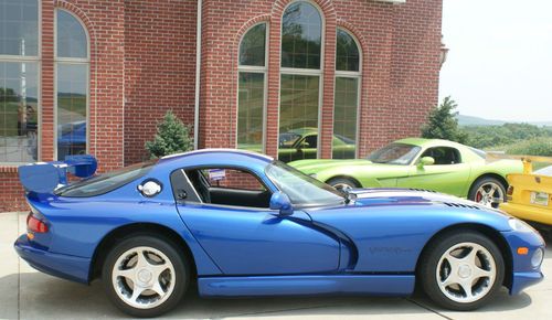 1996 dodge viper gts approx 2200 miles - excellent condition!