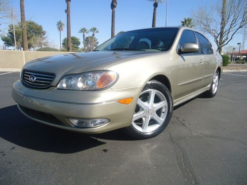 Immaculate infiniti i35, low miles, cold weather package, one az owner, maxima