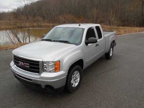 2010 gmc sierra 1500 sle**extended cab**truck**no reasonable offer refused**