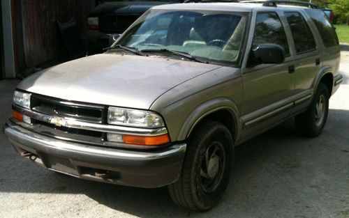 1999 chevrolet s10 blazer lt 4x4 leather and sunroof !!!