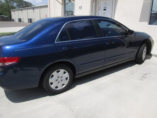 03 honda accord 1 owner 60k miles perfectly maintained!garage kept