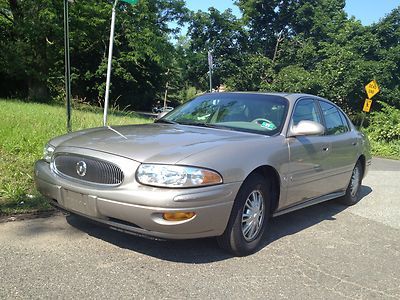 Very low miles 2002 buick lesabre  one owner  clean carfax