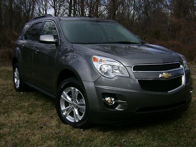 One owner carfax clean history awd equinox loaded with leather nav v6 moonroof
