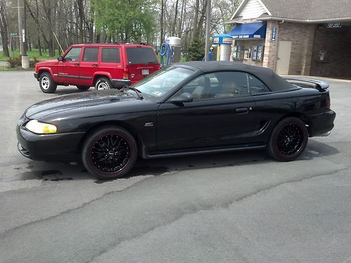 1995 mustang gt convertable nice shape adult owned must see