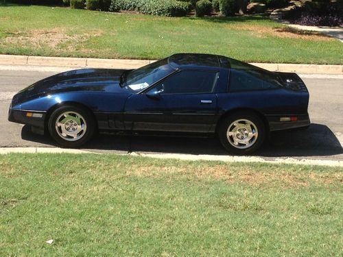 1988 chevrolet corvette, targa top, nice custom paint and chrome, runs great!!!!
