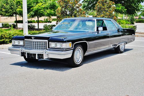 Simply mint 1976 cadillac sedan deville black with just 307,44 miles the best