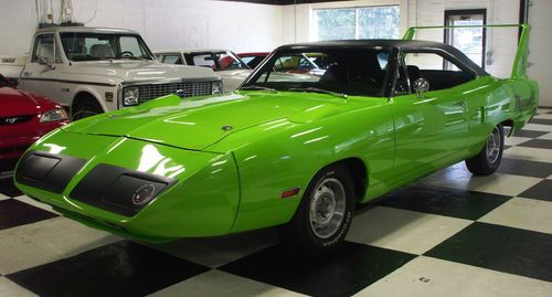 1970 plymouth road runner superbird fj5 limelight green
