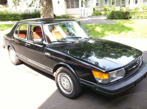 1981 saab 900 turbo 4 door sedan,original owner,original paint 5 speed excellent