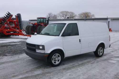 2003 chevy astro cargo van v6 auto a/c contractors package only 105k miles
