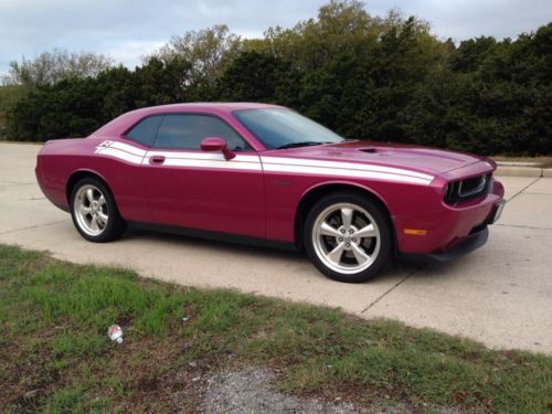 Furious fuchsia dodge challenger rt 6-speed loaded...1 of 148 color and optioned