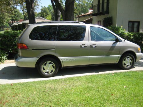 1999 toyota sienna xle mini passenger van 5-door 3.0l