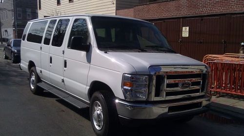 2012 ford econoline van e 350 super duty extended 5.4l low miles only 500 miles