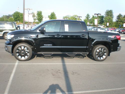 Black beauty crew max,hard to find ,only a southeast toyota package, hurry!!!!!!
